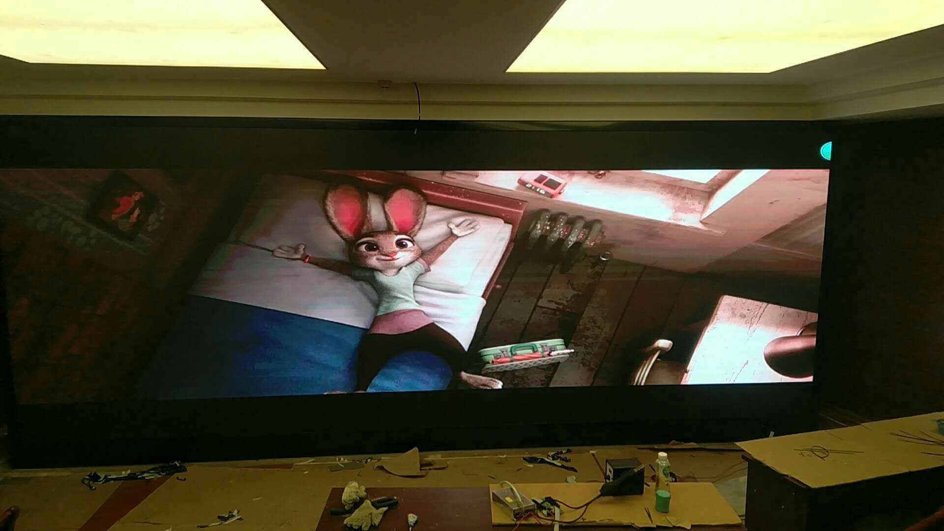 Jiangsu Liangcai indoor full-color P2 LED display support a government service center in Zhenjiang